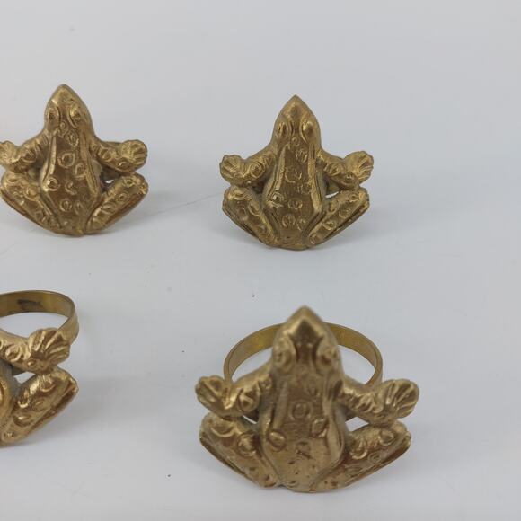 Set of 6 Frog Dining Napkin Rings Lux Gold Tone Creepy - Picture 4 of 6